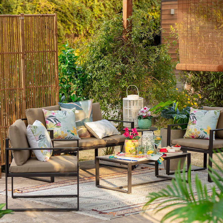 Juego de living para terraza de 4 piezas de metal con cojines grises muebles terraza - juego de living de acero decorado